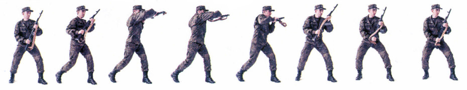 Рис. 53. Удар прикладом сбоку